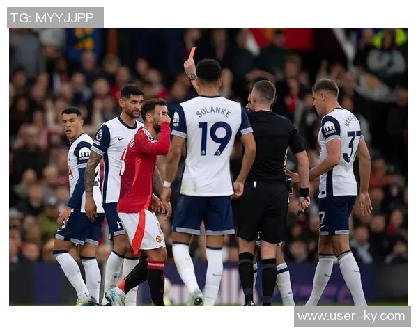 曼联重视财务利益B费或施压求新约或寻求转会机会