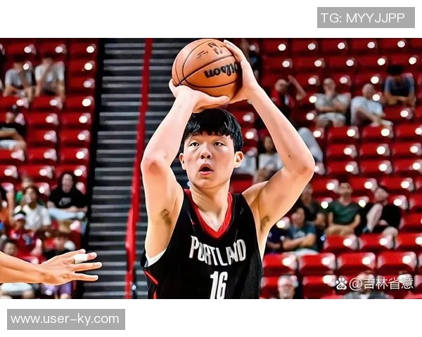 菜鸟杨瀚森表现亮眼克尼佩尔全场20分奎因贡献全面数据助力球队胜利