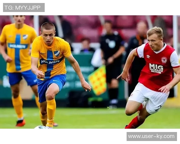 芬超球队降级后主场看台被焚毁警方怀疑是人为纵火事件 芬超球队降级后主场看台被焚毁警方怀疑是人为纵火事件