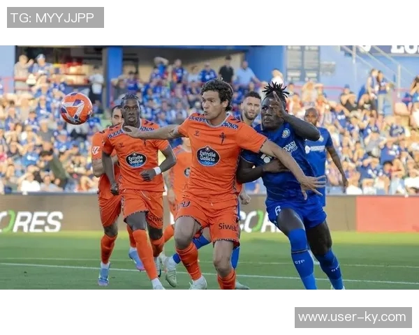 欧洲金靴争夺战凯恩与姆巴佩同积44分哈兰德紧随其后斩获40分 欧洲金靴争夺战凯恩与姆巴佩同积44分哈兰德紧随其后斩获40分