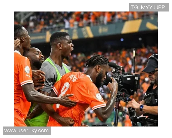 姆巴佩兄弟齐聚非洲杯现场助威喀麦隆对决科特迪瓦精彩对抗