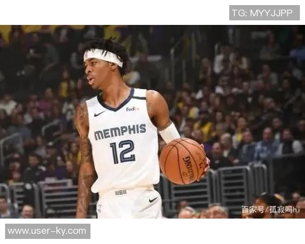 考辛斯对莫兰特和字母换队感到意外表达对他们决策的困惑与不解